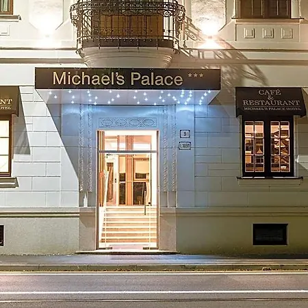 Michael's Palace 4*