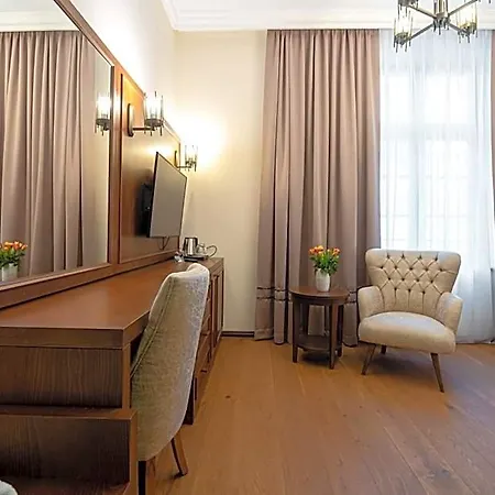 Hotel Michael's Palace 4*